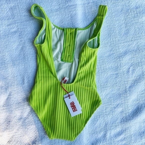 Solid & Striped Anne-Marie Button Swimsuit - Picture 5 of 8